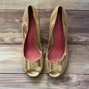 Lilly Pulitzer gold wedge